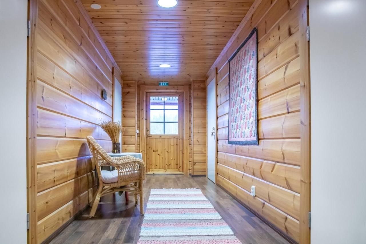 Guest House Haapaniemen Hirsikartano Iisalmi Kültér fotó